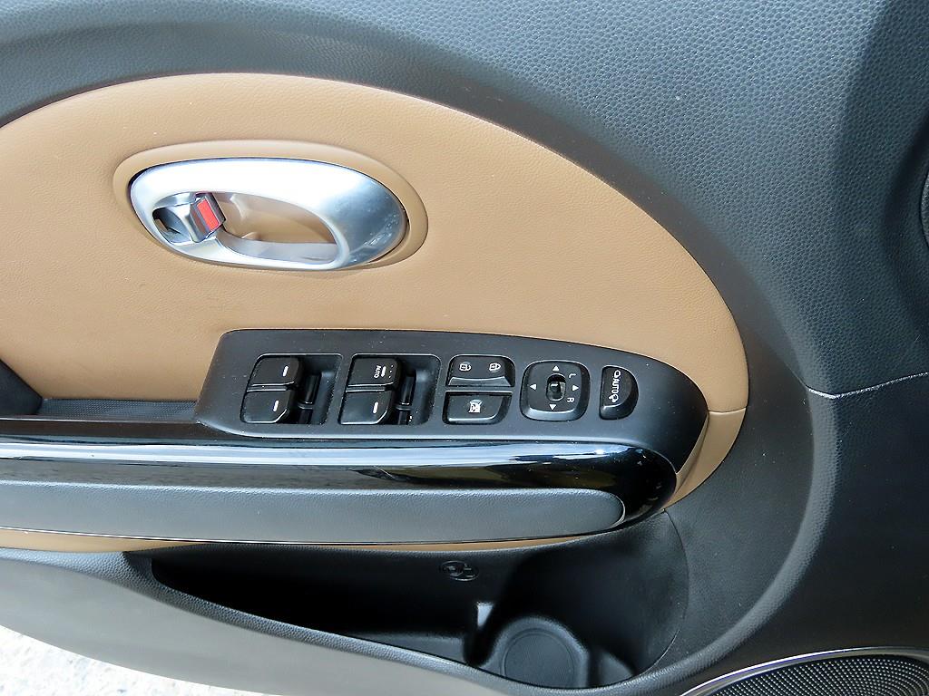 Kia Soul — photo 11