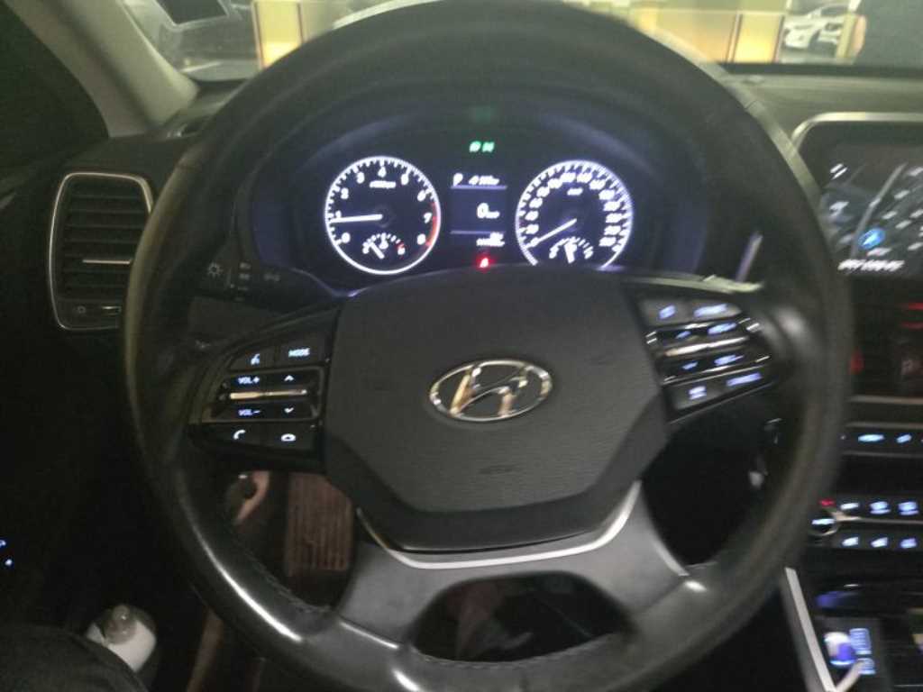 Hyundai Grandeur — photo 04