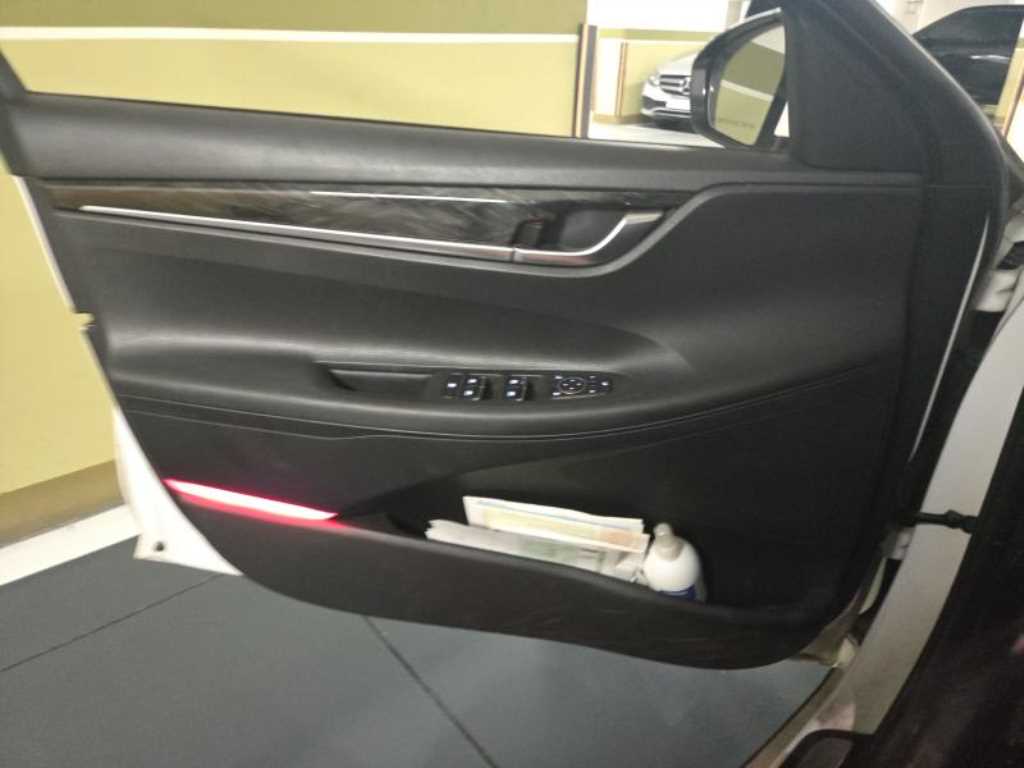 Hyundai Grandeur — photo 10
