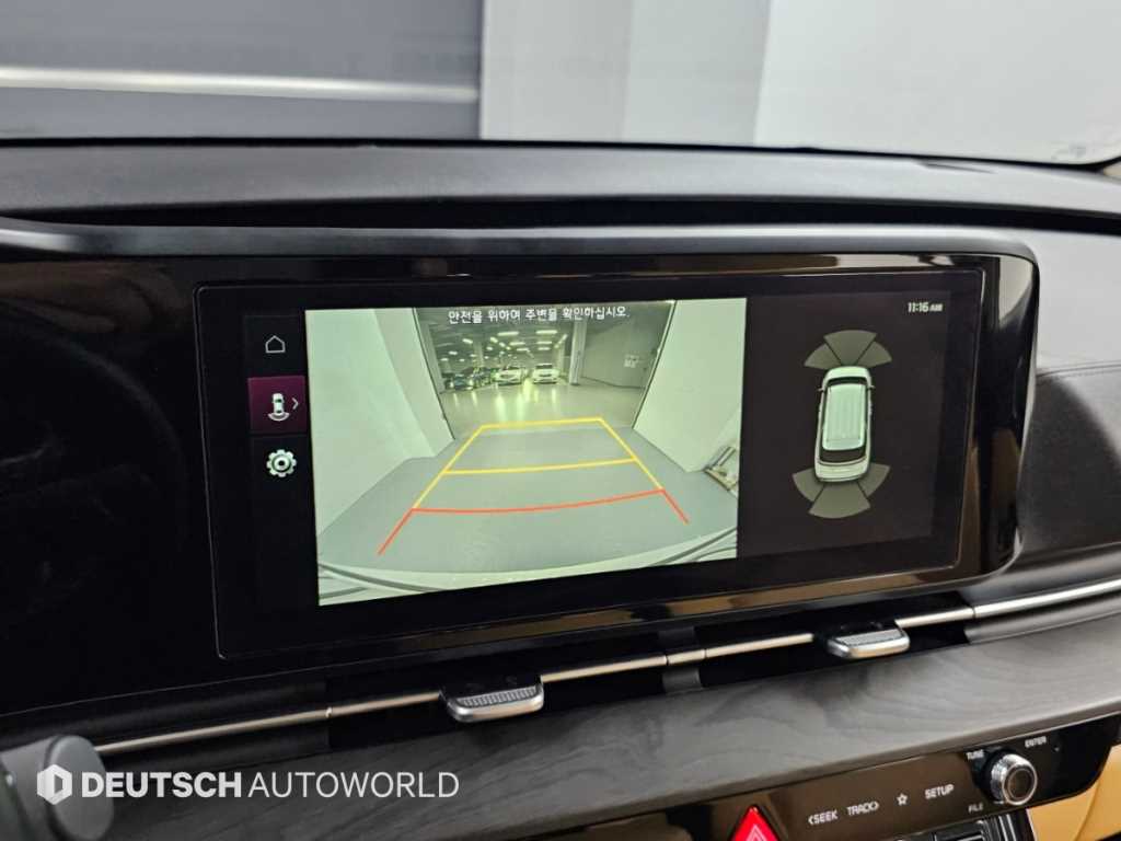 Kia Carnival — photo 15
