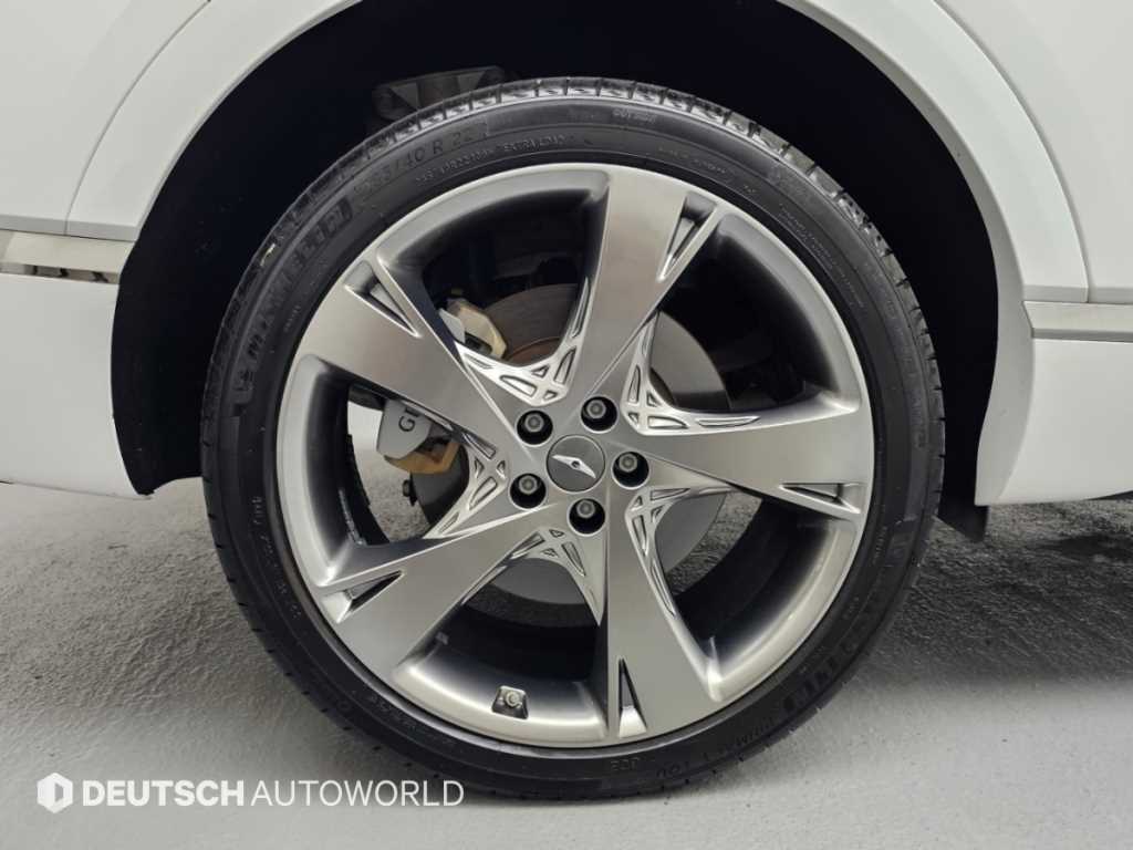 Genesis GV80 — photo 05