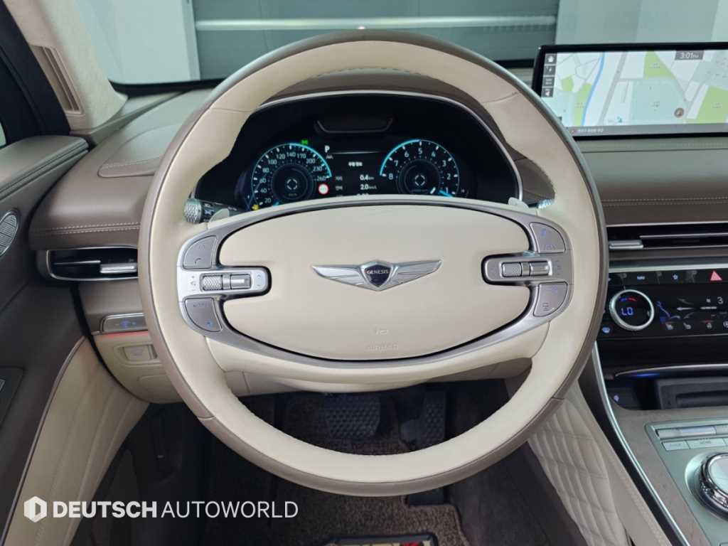 Genesis GV80 — photo 13