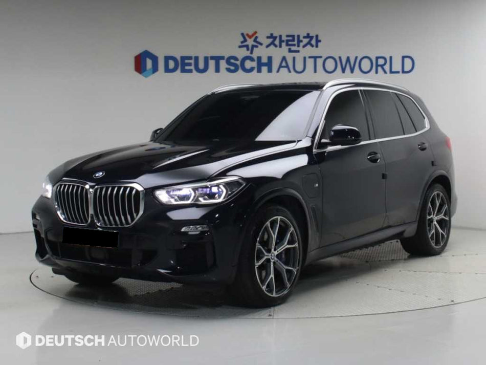 BMW X5 — photo 01