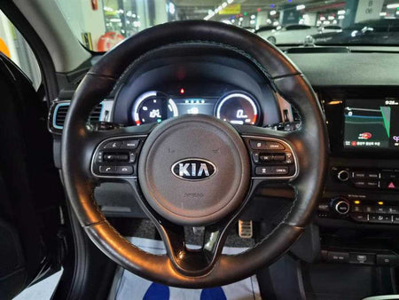 Kia Niro — photo 08
