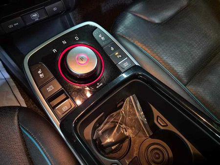 Kia Niro — photo 11