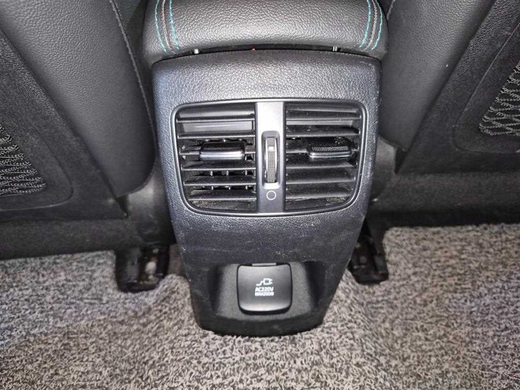 Kia Niro — photo 15