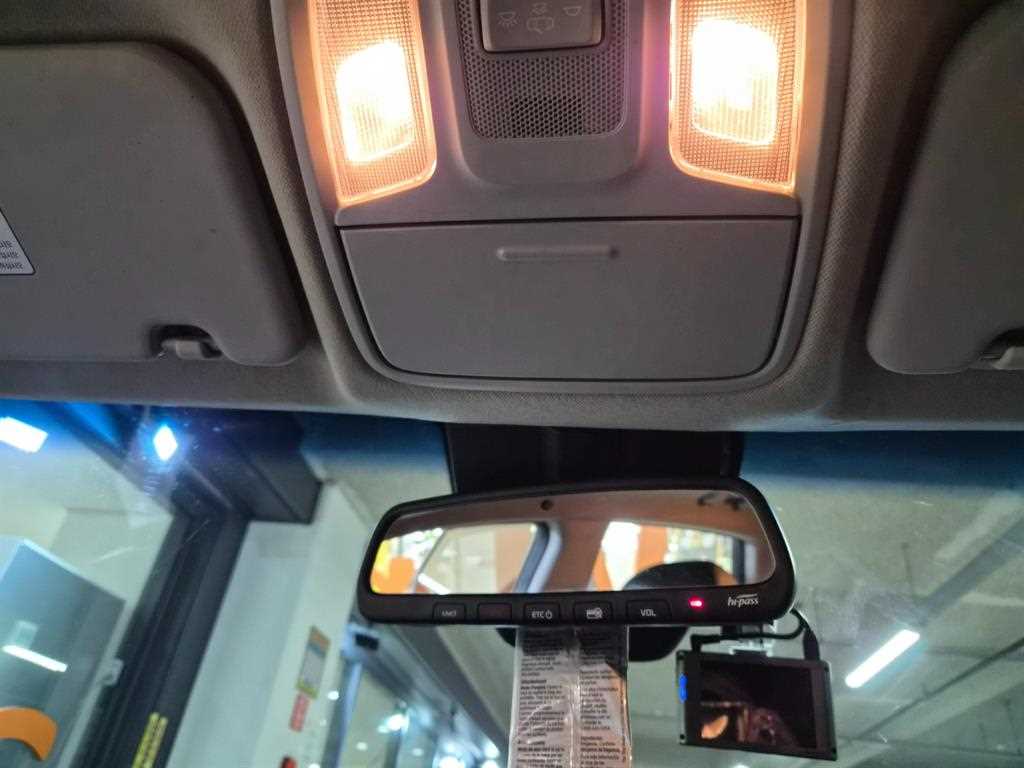Kia Niro — photo 18
