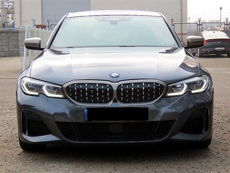 BMW 3-Series — photo 01