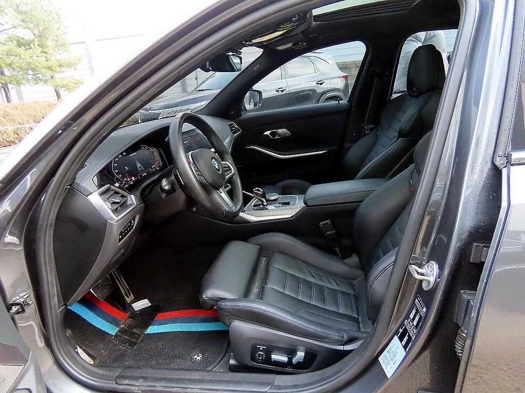 BMW 3-Series — photo 05