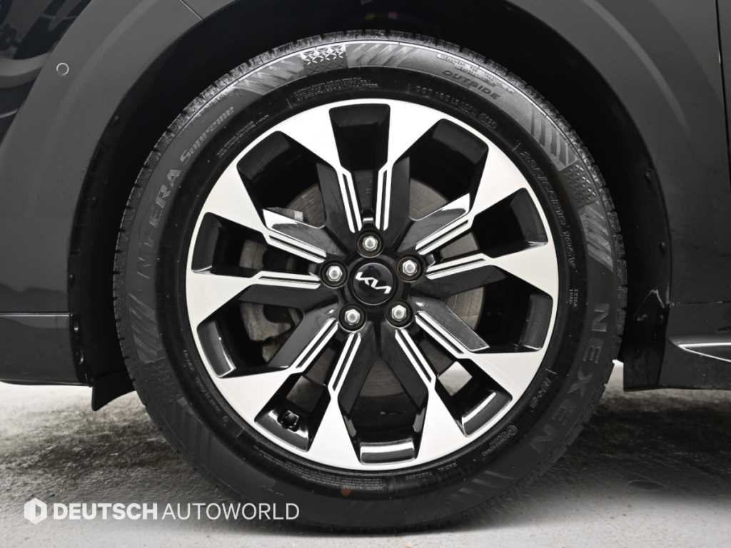 Kia Carnival — photo 05