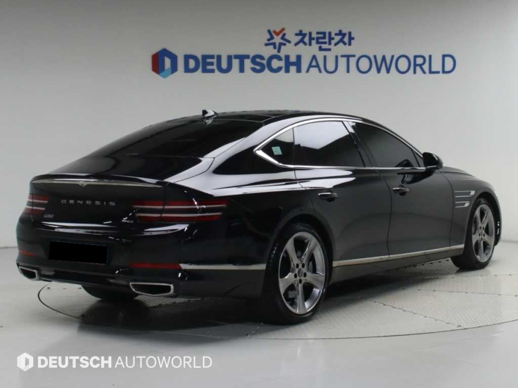 Genesis G80 — photo 02