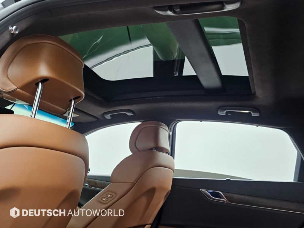 Genesis G80 — photo 18