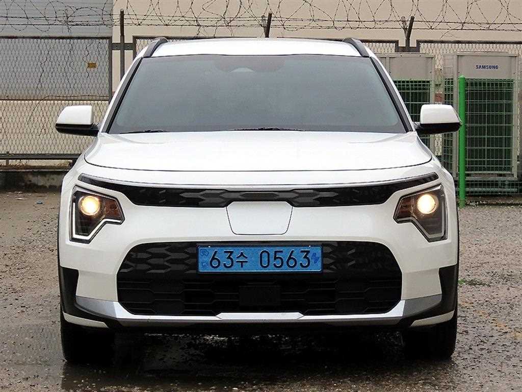 Kia Niro — photo 02