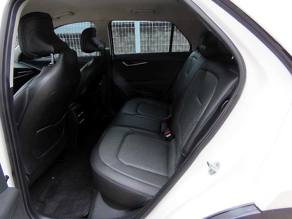 Kia Niro — photo 06
