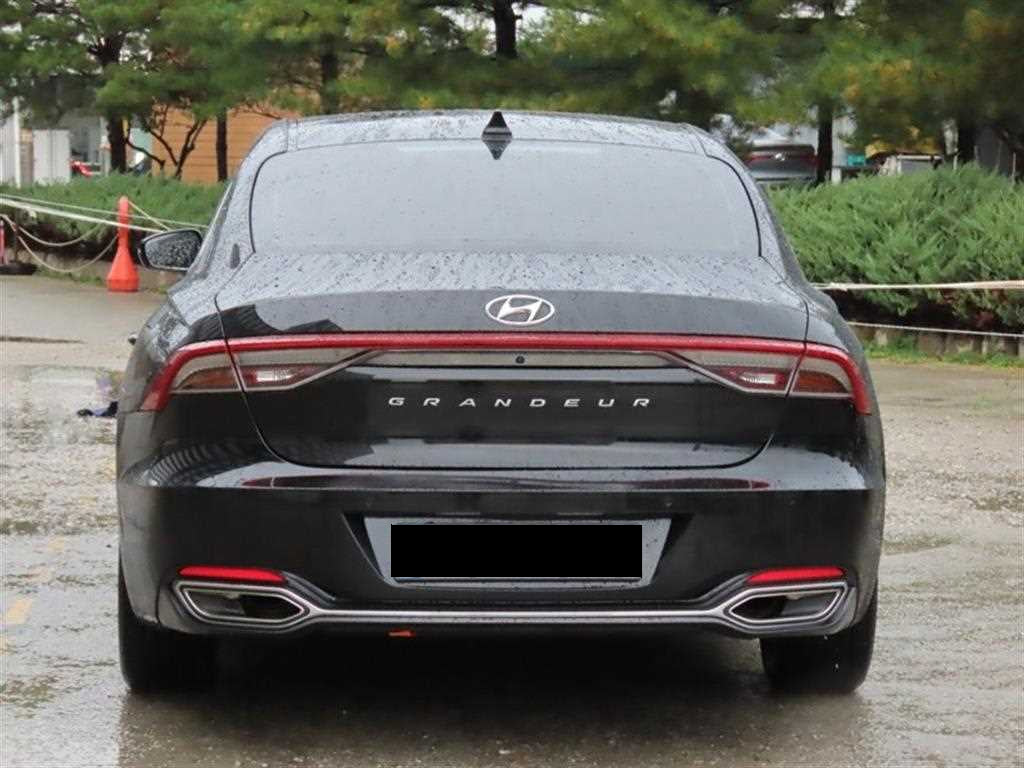 Hyundai Grandeur — photo 04