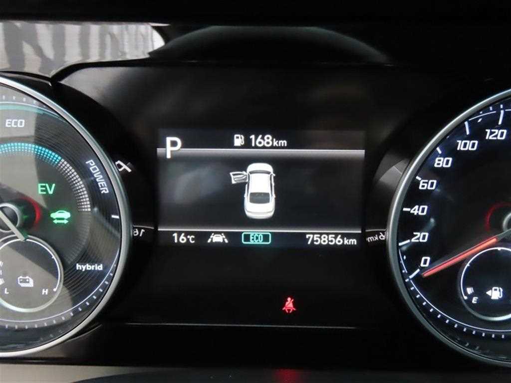 Hyundai Grandeur — photo 13