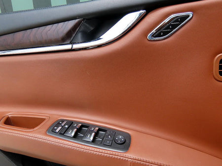 Maserati Quattroporte — photo 11