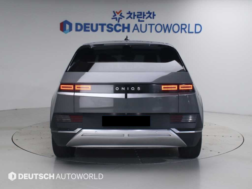 Hyundai Ioniq5 — photo 04