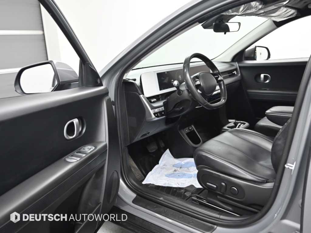 Hyundai Ioniq5 — photo 11