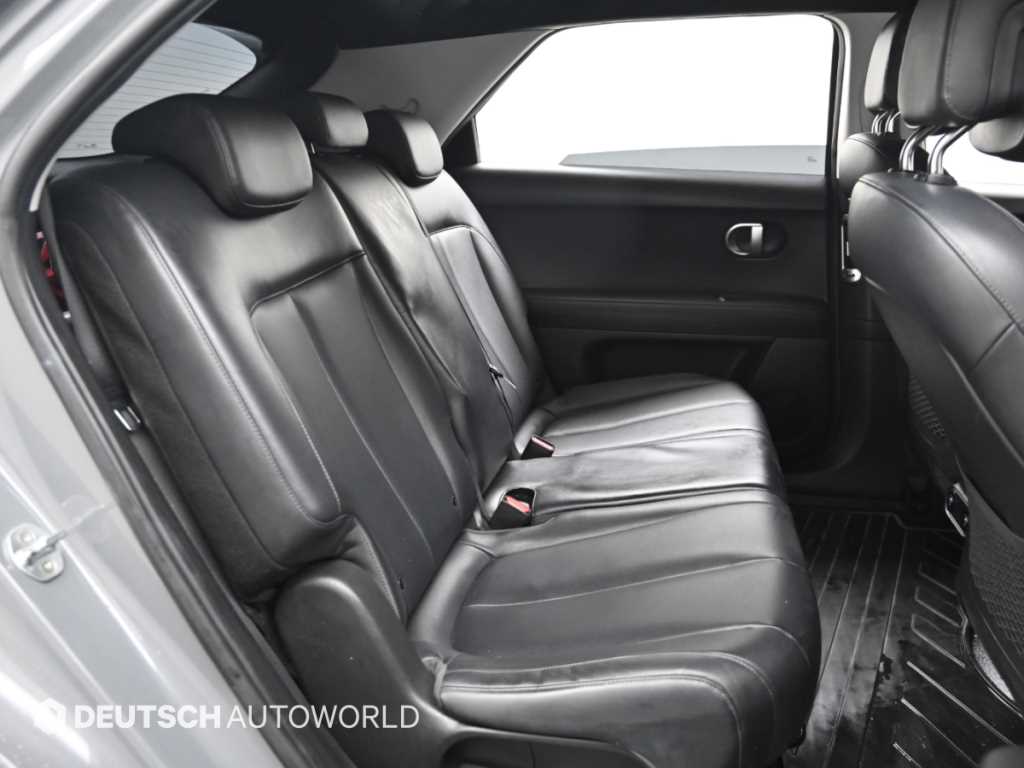 Hyundai Ioniq5 — photo 12