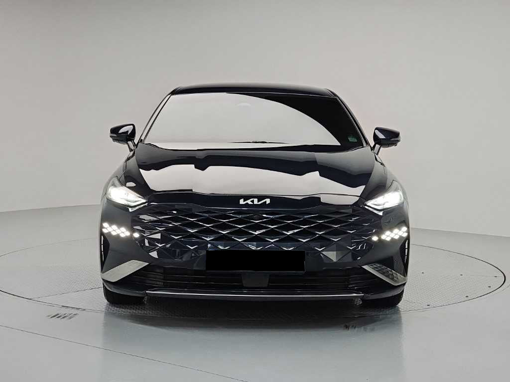 Kia K8 — photo 02