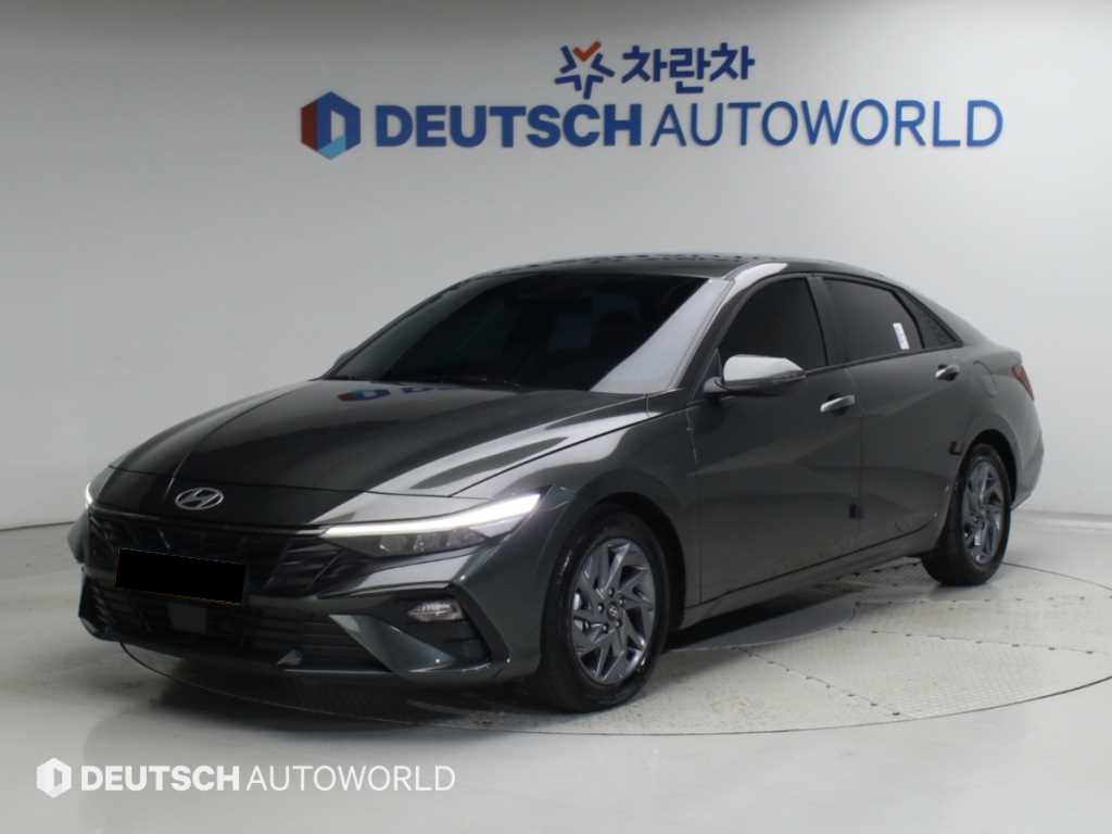 Hyundai Avante — photo 01