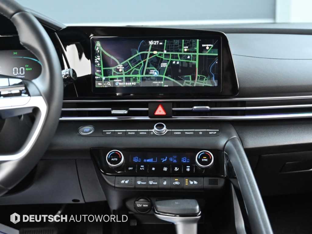 Hyundai Avante — photo 14