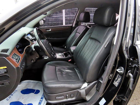 Hyundai Genesis — photo 05