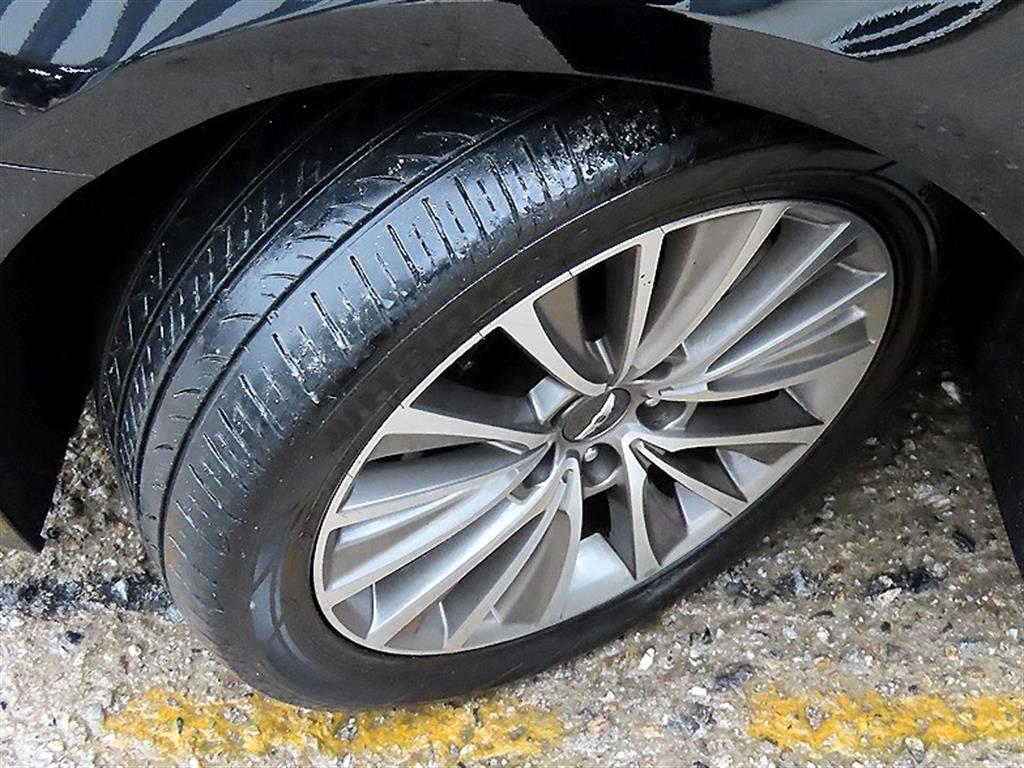 Hyundai Genesis — photo 20