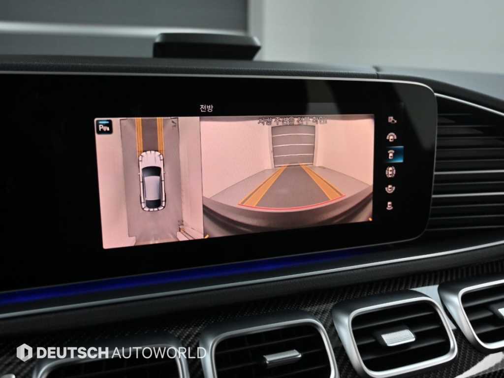 Mercedes-Benz GLE-Class — photo 15