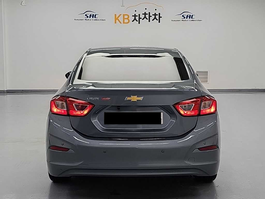 CHEVROLET Cruze — photo 03