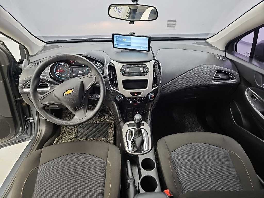 CHEVROLET Cruze — photo 07