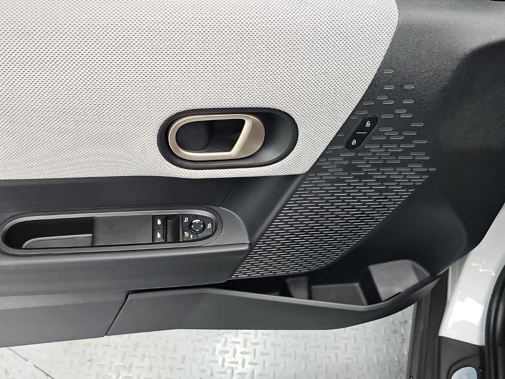 Mini Cooper — photo 16