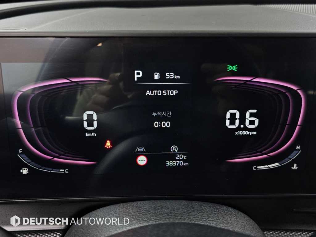 Kia Sportage — photo 08