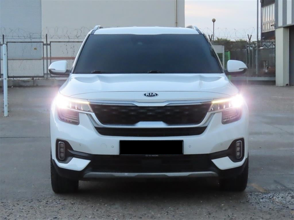 Kia Seltos — photo 01