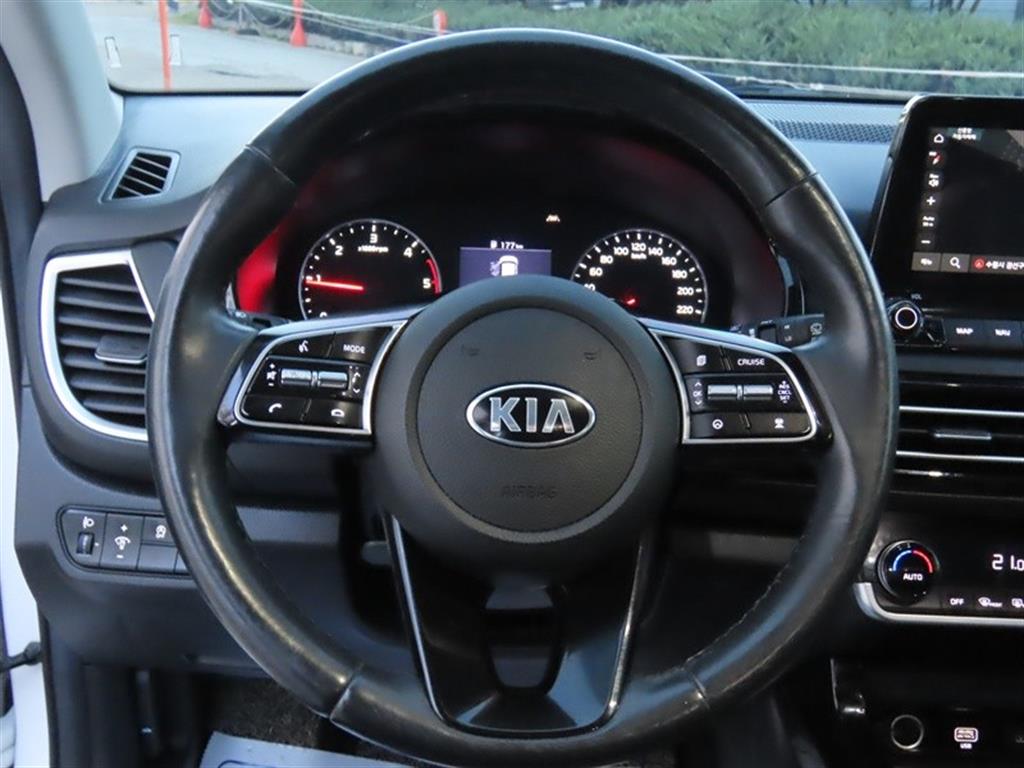 Kia Seltos — photo 11