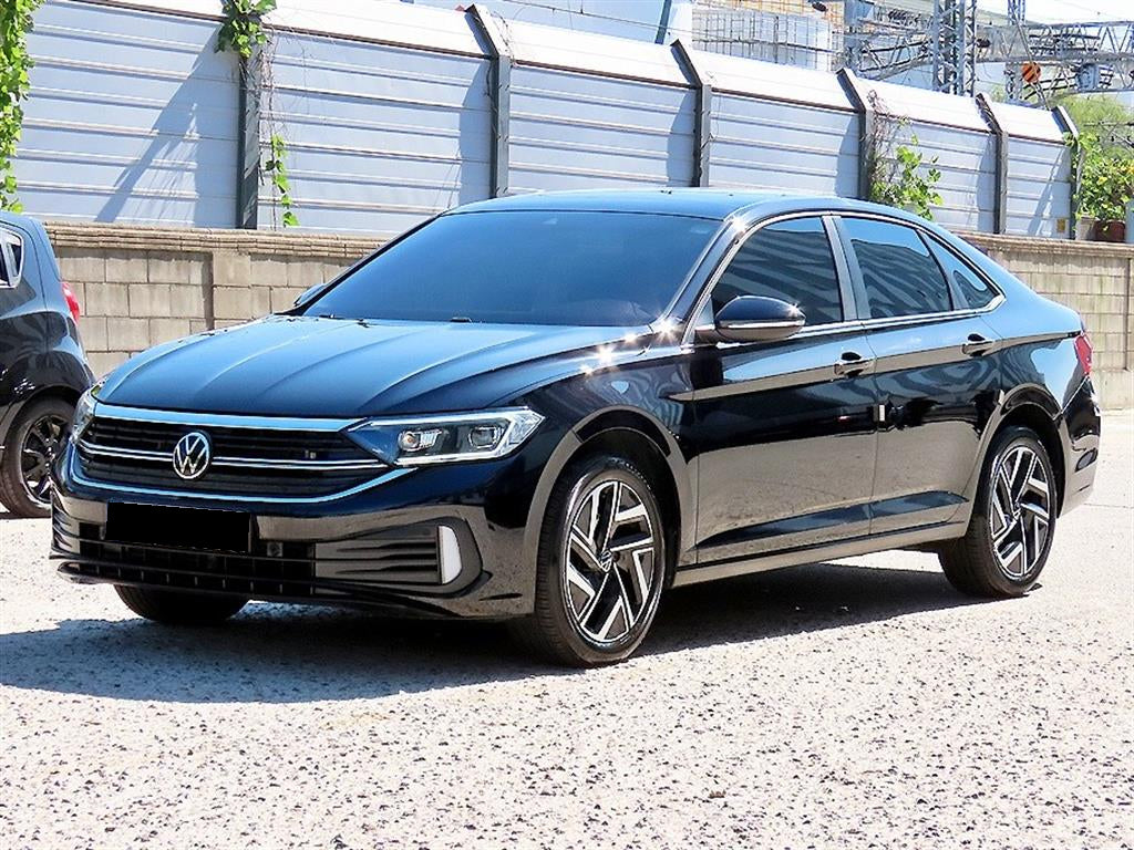 Volkswagen Jetta — photo 02