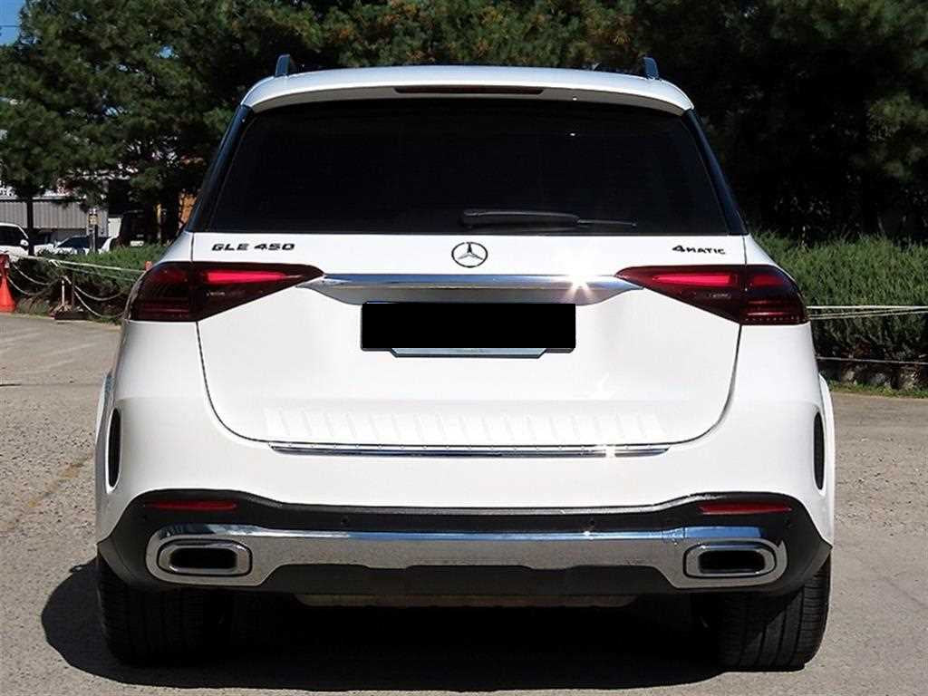 Mercedes-Benz GLE-Class — photo 05