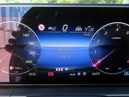 Mercedes-Benz GLE-Class — photo 10
