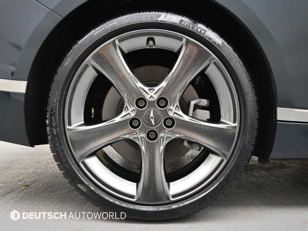 Genesis G80 — photo 05