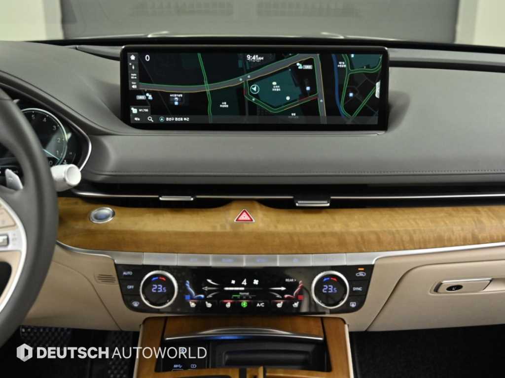Genesis G80 — photo 14