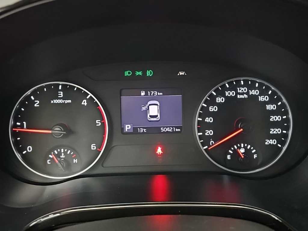 Kia Seltos — photo 06