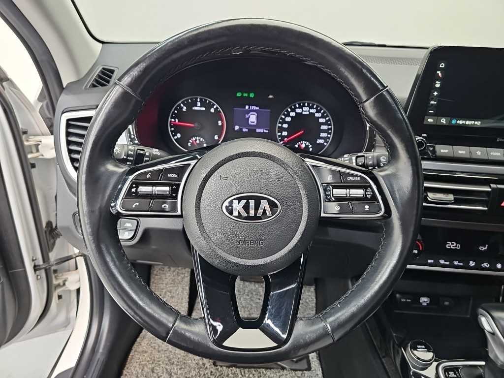 Kia Seltos — photo 09