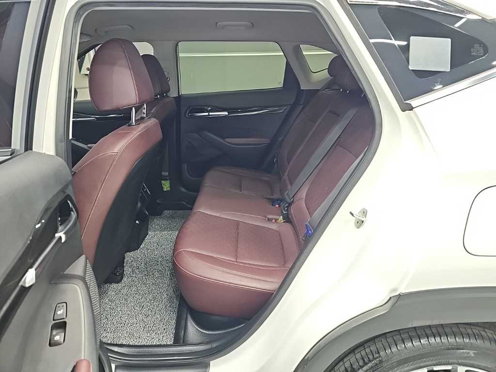 Kia Seltos — photo 12