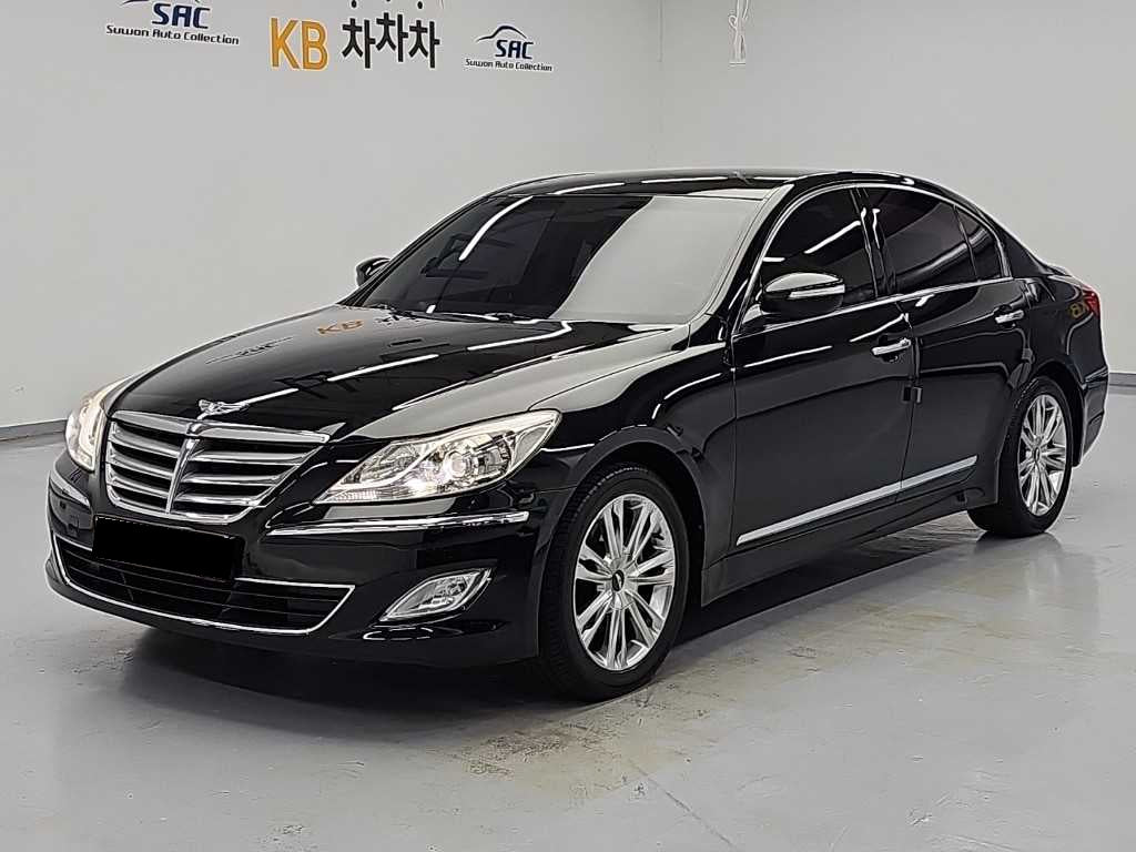 Hyundai Genesis — photo 01