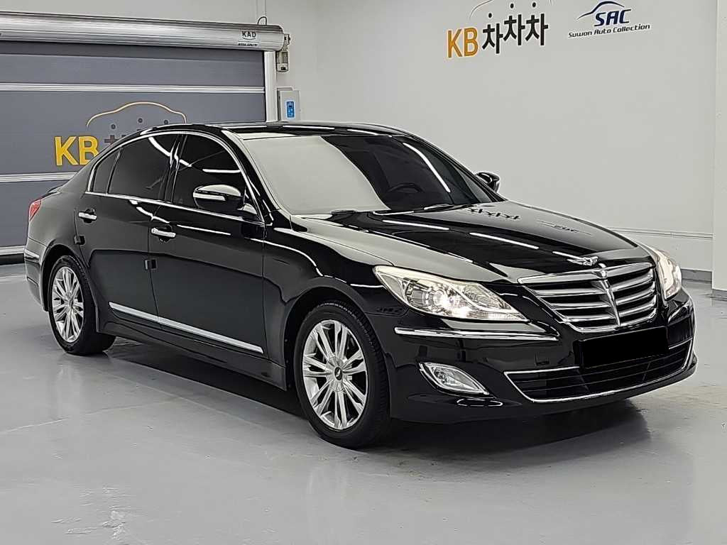 Hyundai Genesis — photo 04