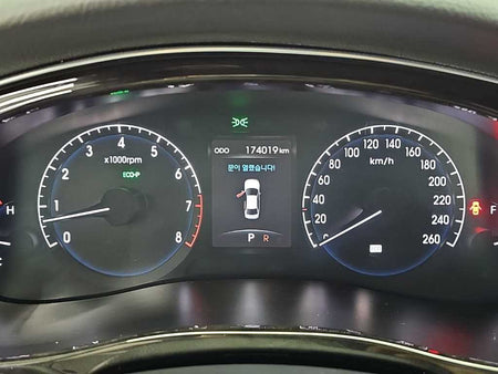 Hyundai Genesis — photo 06