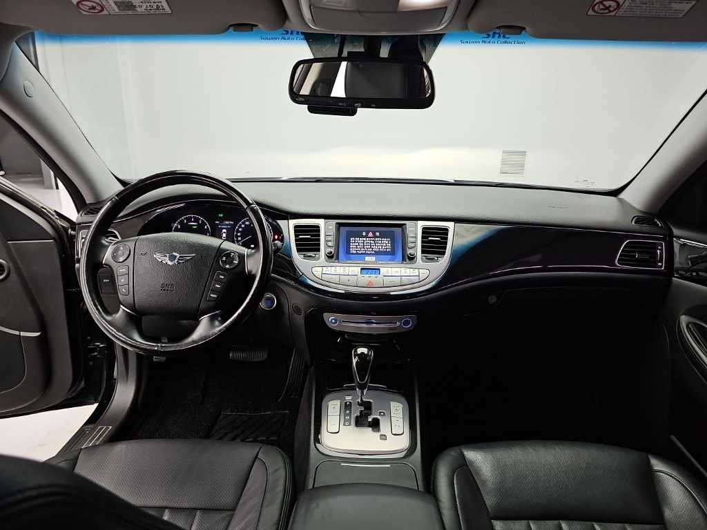 Hyundai Genesis — photo 07