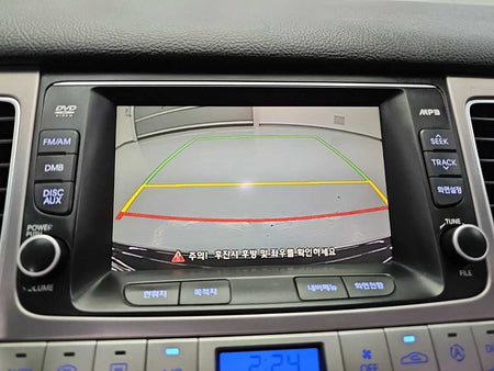 Hyundai Genesis — photo 16