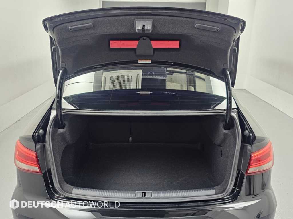Audi A3 — photo 05